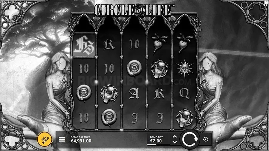 Screenshot of YY777 app showing various casino games like slots and live dealer games